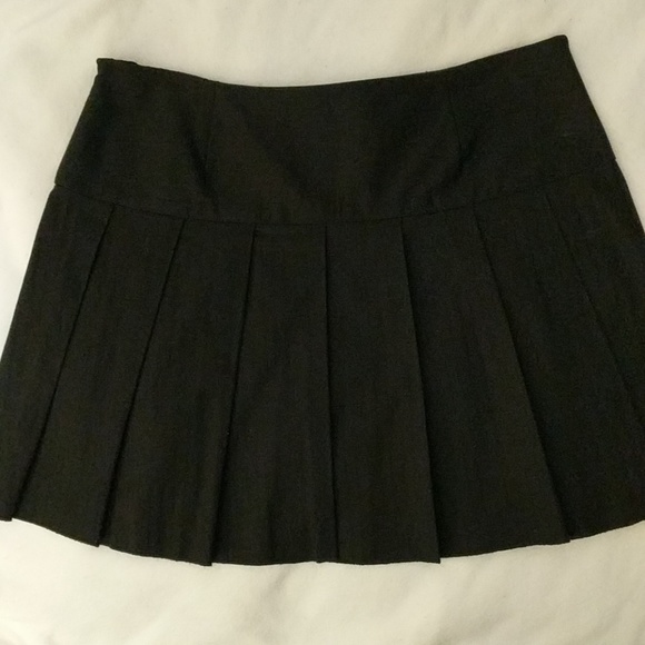 Kenar Mini Skirt - Picture 2 of 5